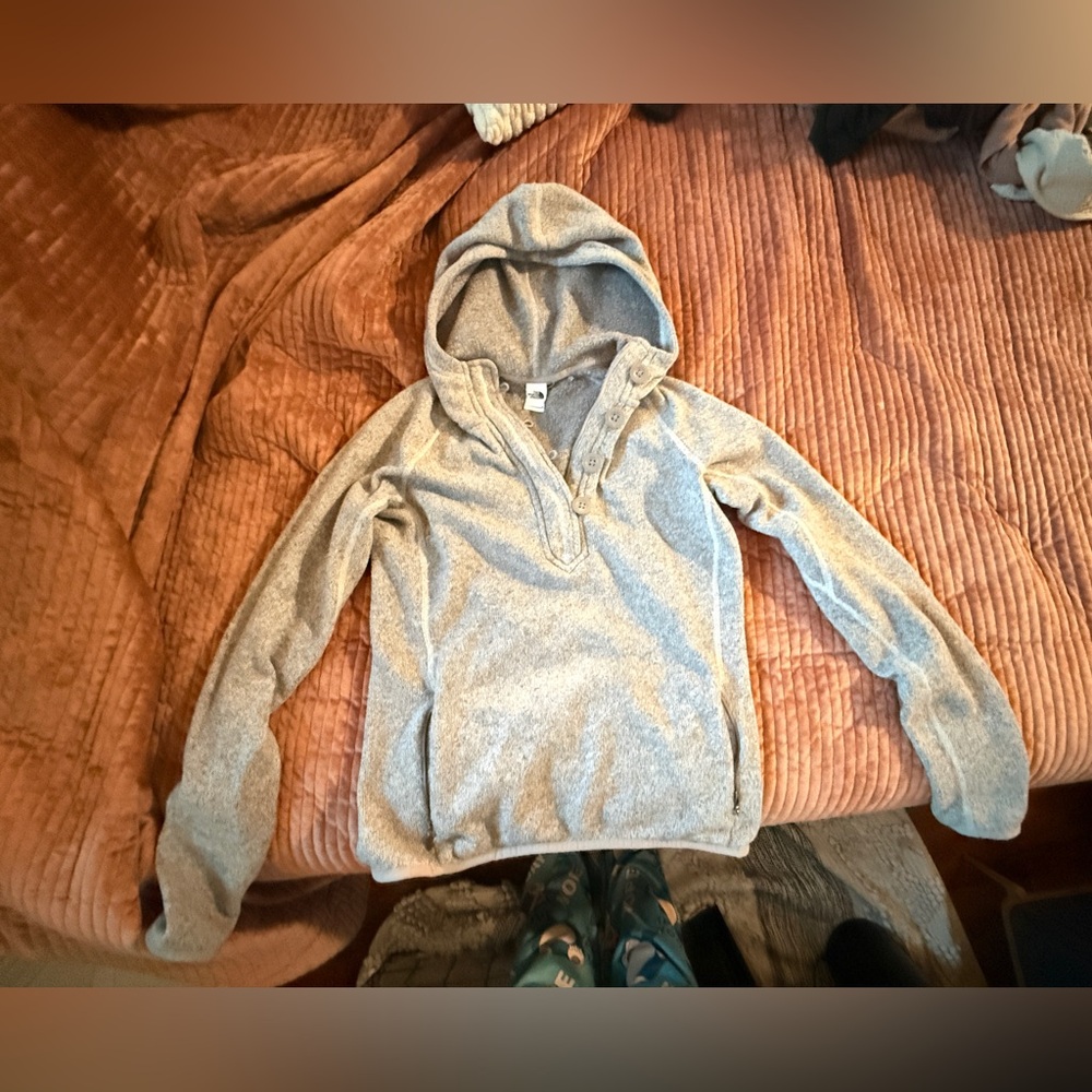 The North Face Women’s Button Up Gray Sweater